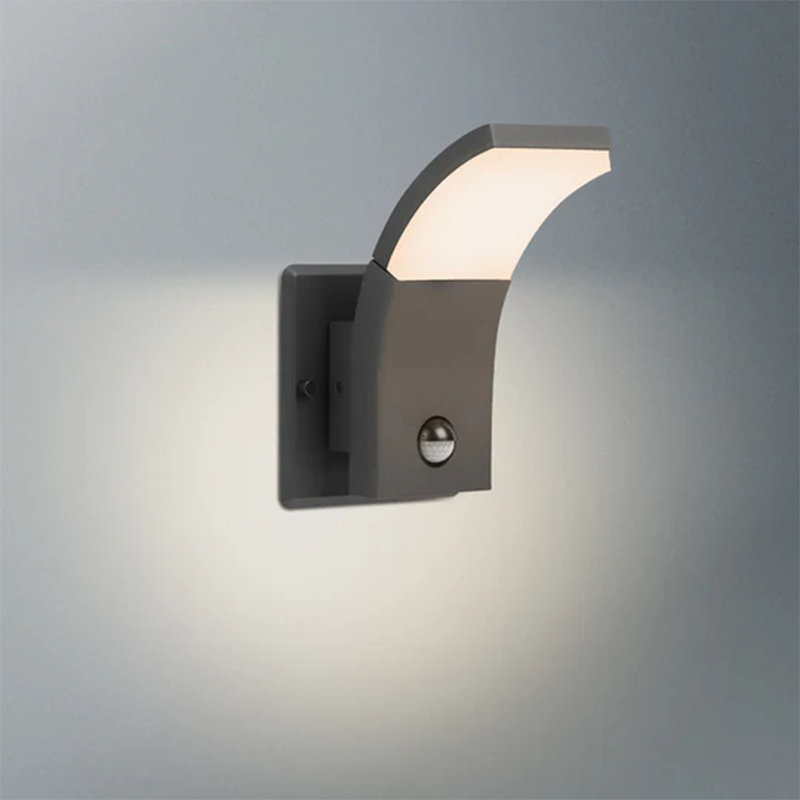 18513 IP54 6W 450LM LED چراغ دیواری در فضای باز