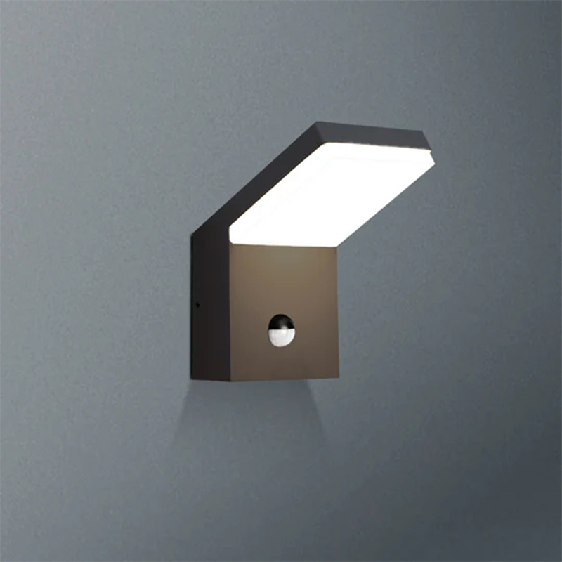 19217 IP54 18W 1800LM چراغ های دیواری بیرونی خاکستری/سفید/سیاه با آشکارسازهای حرکتی